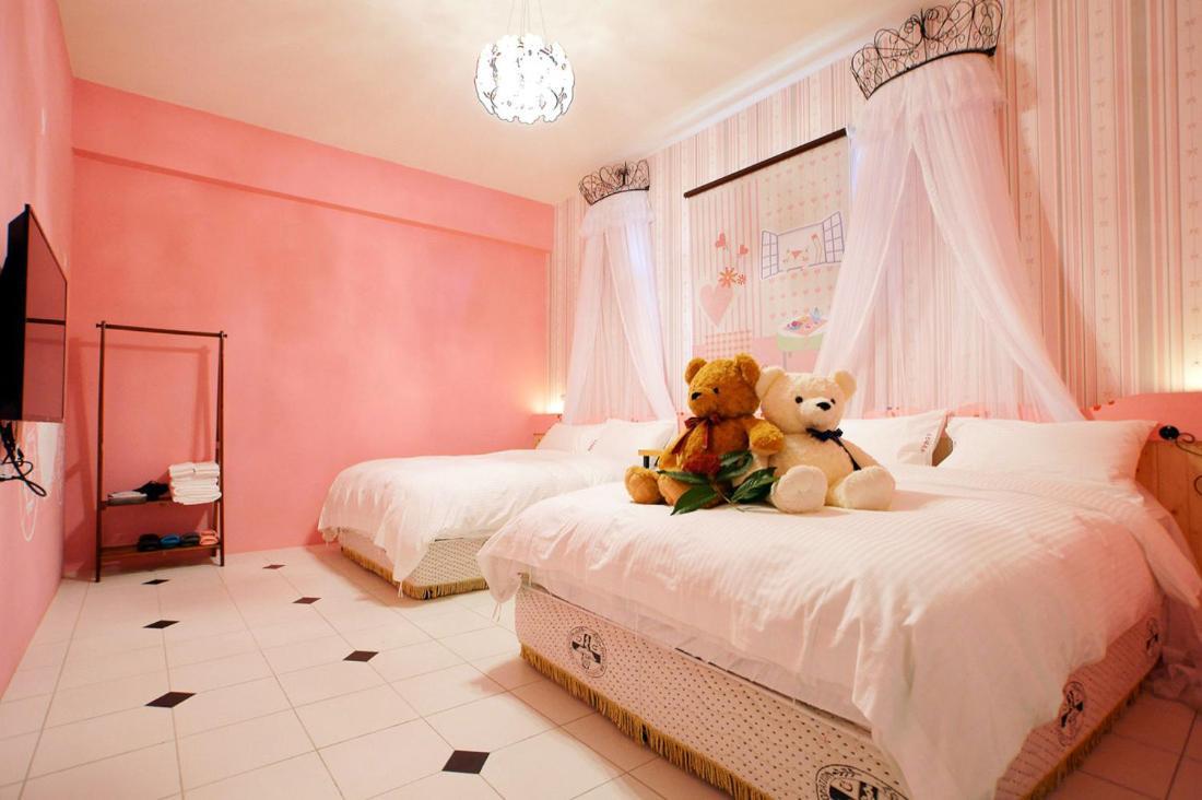 達樂斯電梯民宿dollars Bnb Taitung Экстерьер фото