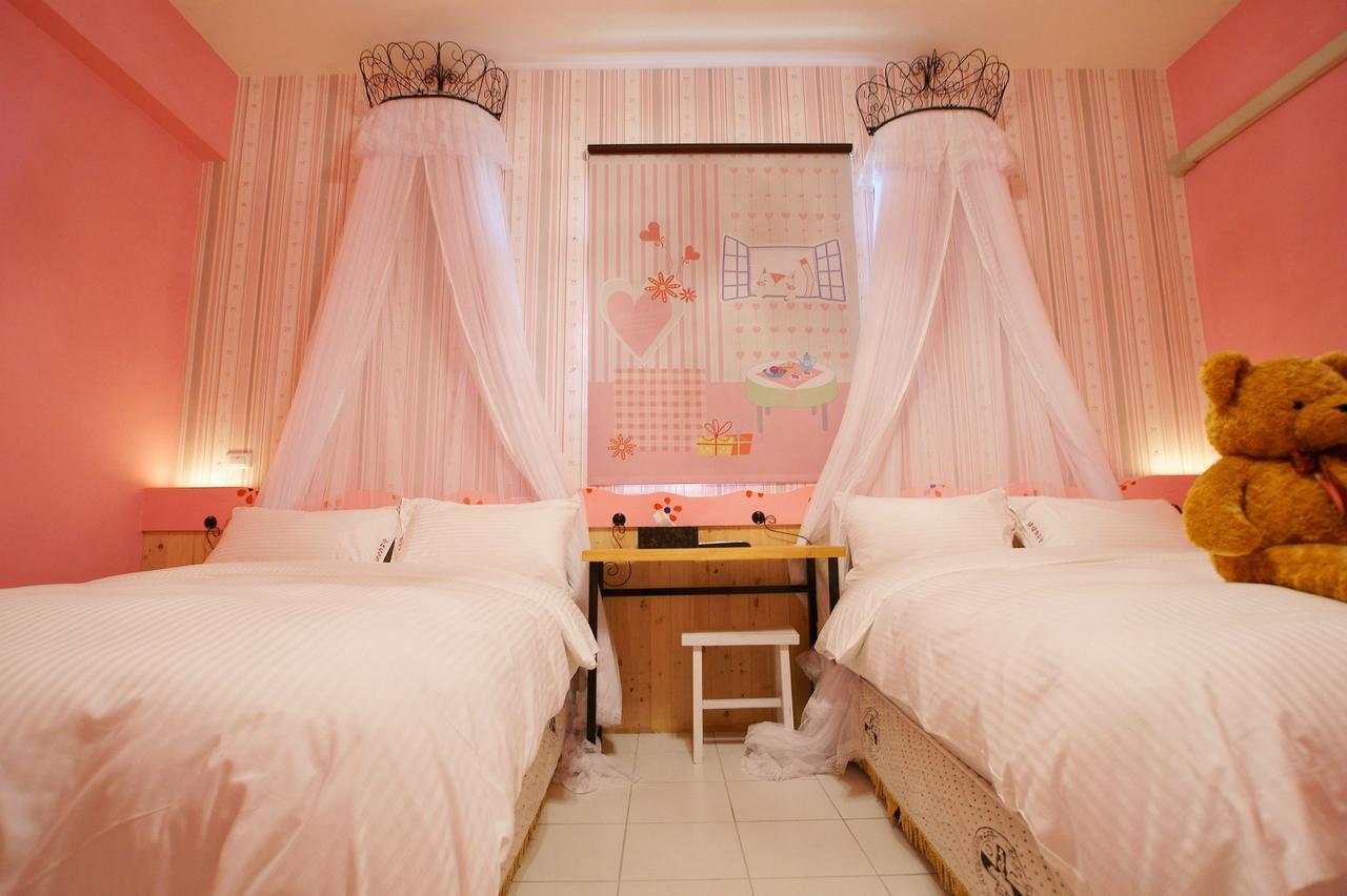 達樂斯電梯民宿dollars Bnb Taitung Экстерьер фото